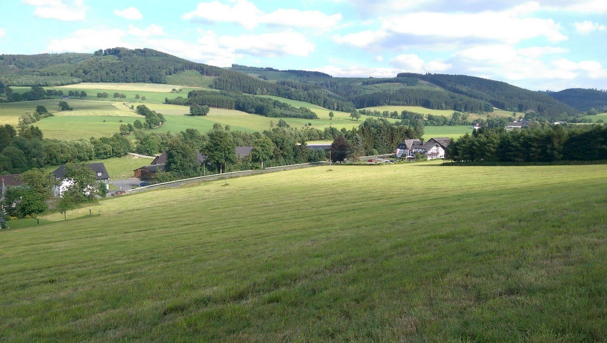 Hotel Hennetaler Hof Erflinghausen Exteriér fotografie